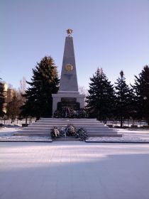 Братское захоронение советских воинов г.Секешфехервар
