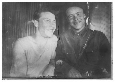 1936 год,октябрь.пос.Ванавара.Рябцев Иннокентий Михайлович и Радаев Дмитрий Матвеевич.