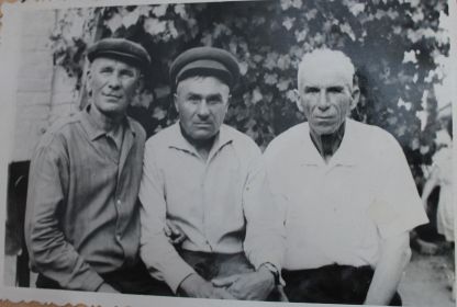 Корзун Василий с друзьями