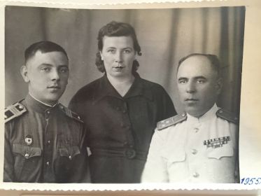 Шалыгин Иосиф Федорович с супругой Екатериной и младшим сыном Германом