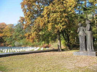 Мемориал (воинское кладбище) в г. Гданьск