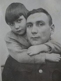 Василий с дочерью Валентиной, 1940 г.