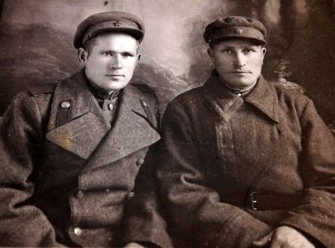 С другом - Рубцов Василий Степанович, из Москвы.
