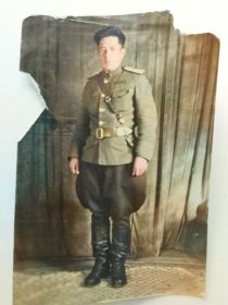 Фото на фронте.