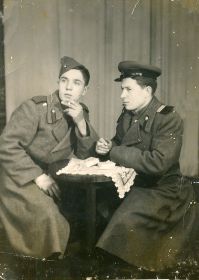 Берлин 1947 год Михаил Семенович справа
