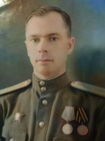 Военные годы. Орденоносец.
