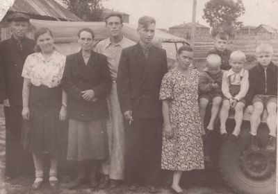 Пименовы в Каракулино, 1954 г.