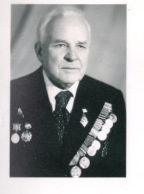 Ветеран Отечественной войны Лачаев Павел Алексеевич.  Ему на этой фотографии 84 года.