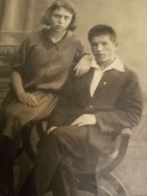С женой - Аблязовой Фатимой Саттаровной (28.07.1928)