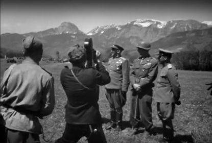 К.П. Дупленский снимает встречу советского и американского командования, Австрия, май, 1945 год