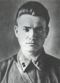 1941 сентябрь 14. Командир звена лейтенант  Гладенко Дмитрий Антонович  8 ноября 1914 - 14 сентябрь 1941, 26 лет