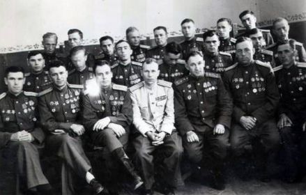 1945 год. Герои Советского Союза 10-й Гвардейской штурмовой авиадивизии