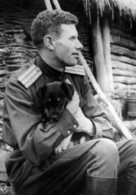Первый редактор газеты «Боевой натиск» Петр Прокофьевич Яхлаков. 1943 год, перед боями на Курской дуге.