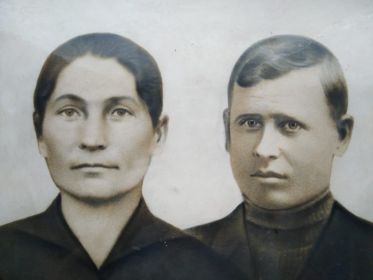 Алексей с женой Пелагеей.