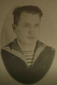 Лебедев Константин Федорович во время службы на Северном флоте.