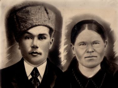 Казанцев Герасим Михайлович со своей женой Казанцевой Анисьей Сергеевной до войны.