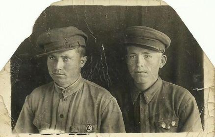 Кузнецов Н.П. с братом, фотография 1944 года