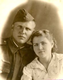 Лопаткин Виктор и Екатерина, г. Фрунзе, 1944 г.