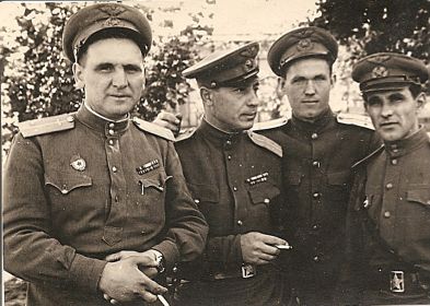 Боевые товарищи