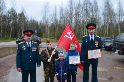 Май 2015 г., Синявинские высоты. Правнуки Владимира Фадеевича с командованием 138-й гвард. мотострелковой бригады - бывшей 45-й гвард. стрелковой дивизии...
