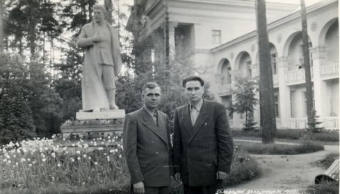 1960 год, справа Новиков Василий Николаевич