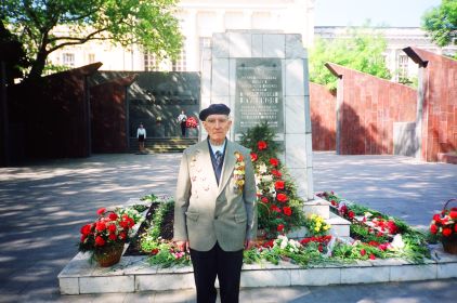 9 мая 2000 года, г. Новороссийск, Площадь Героев, Вечный огонь