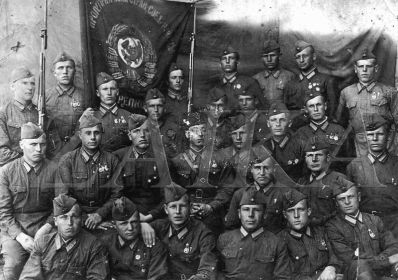 Защитники 32 гвардейской стрелковой дивизии 1942 год.