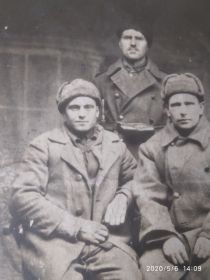 Слева Шеховцов П.П, Григорьев Н.В, фото от 04.03.1944г