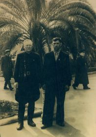 Скуранок А. слева, санаторий, 1947г.