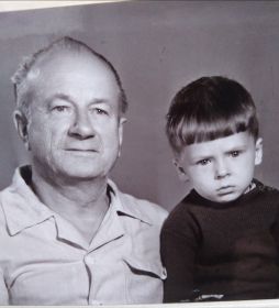 С любимым внуком Дмитрием