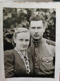 С женой Антониной  Васильевной