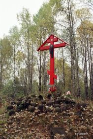 Поклонный крест в районе бывшей д. Большие Дубовицы