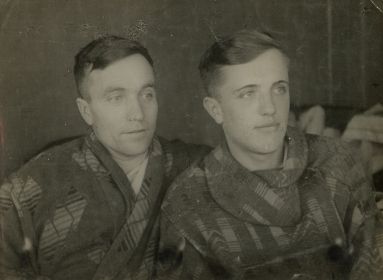 Февраль 1945г. Госпиталь, Москва. С майором Ячменевым
