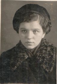 Петрова (Елшина) Нина Сергеевна. 1941 г