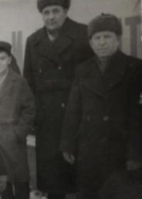 С товарищем