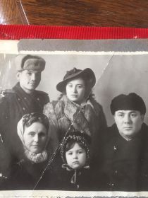 Семья прадеда, с женой и 3 детьми