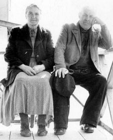 Фото дедушки 1961 года, с женой Цимбалюк Марией