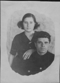 Послевоенная фотография с женой (труженик тыла) Натальей Ивановной