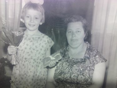 Мама и я - Последний утренник в детском саду 1966г. Я иду в Первый класс!