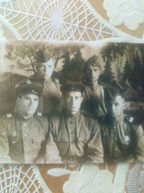 Стефан Алексеевич и его товарищи, примерно 1944 г