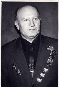 Струенков Петр Матвеевич, впенсионном возрасте был активным участником Зареченского Совета ветеранов города Тулы.