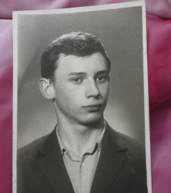 Сын Николай ещё помоложе
