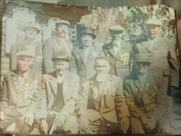 Бессмертный полк: сыны Маркаколя, с. Бобровка, Дед – Калибай Байсаков, 1 ряд, сверху, первый справа (9 мая 1987г.)