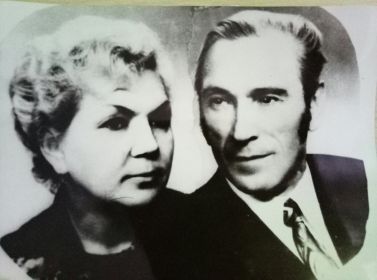 Тихомиров с женой