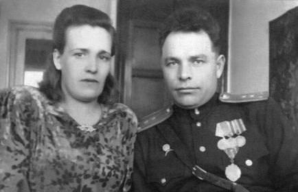 Головин Евгений Михайлович и его супруга Головина Нина Васильевна