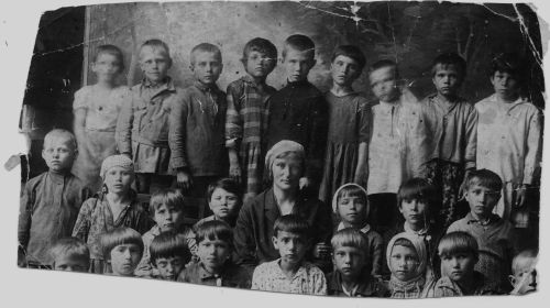 Школьшые годы Петра 1934 г.