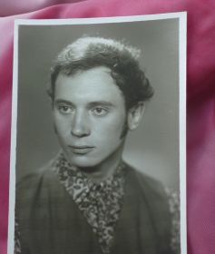 Сын Николай ещё постарше