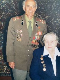 Иван Быханов с любимой женой