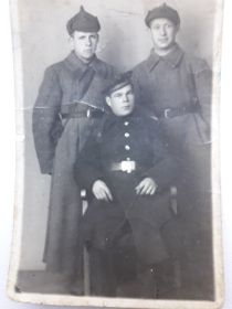 Фото 1940 года, с друзьями на острове Даго, Эстония