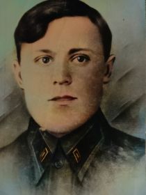 Лейтенант АКИНДИНОВ Александр Иванович пропал без вести 09.1941 г. под Смоленском